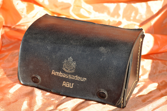 Vintage Ambassaduer Sweden Leather Fishing Reel Case Holder (D107C) -  AbuMaizar Dental Roots Clinic