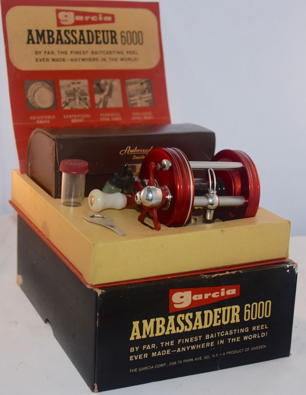 Vintage Abu Ambassadeur 5000 Reel & Leather Case / Pre Abu Garcia / NICE!!!
